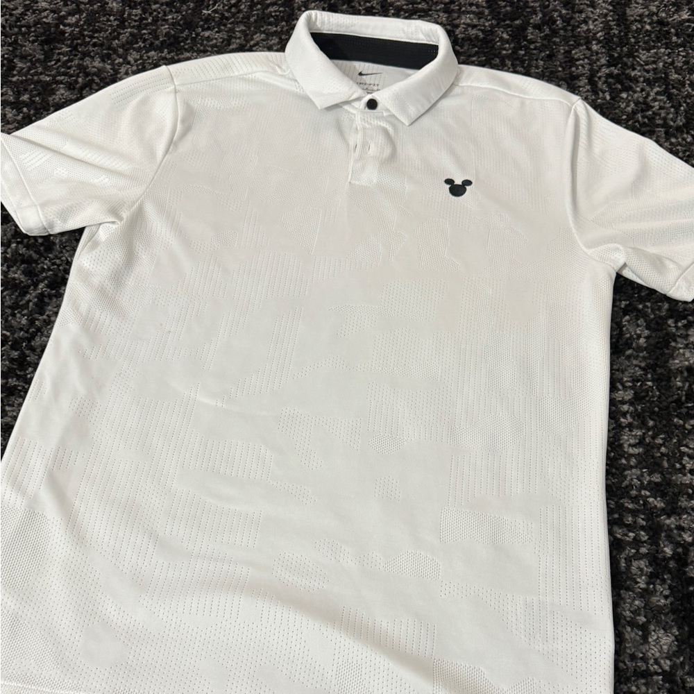 Nike Golf Men's white Short Sleeve Disney Mickey Mouse Dri Fit Polo Shirt small